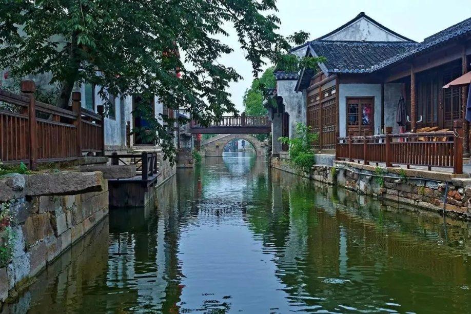 全球连线｜内蒙古：中俄蒙青少年以冰球为媒促交流